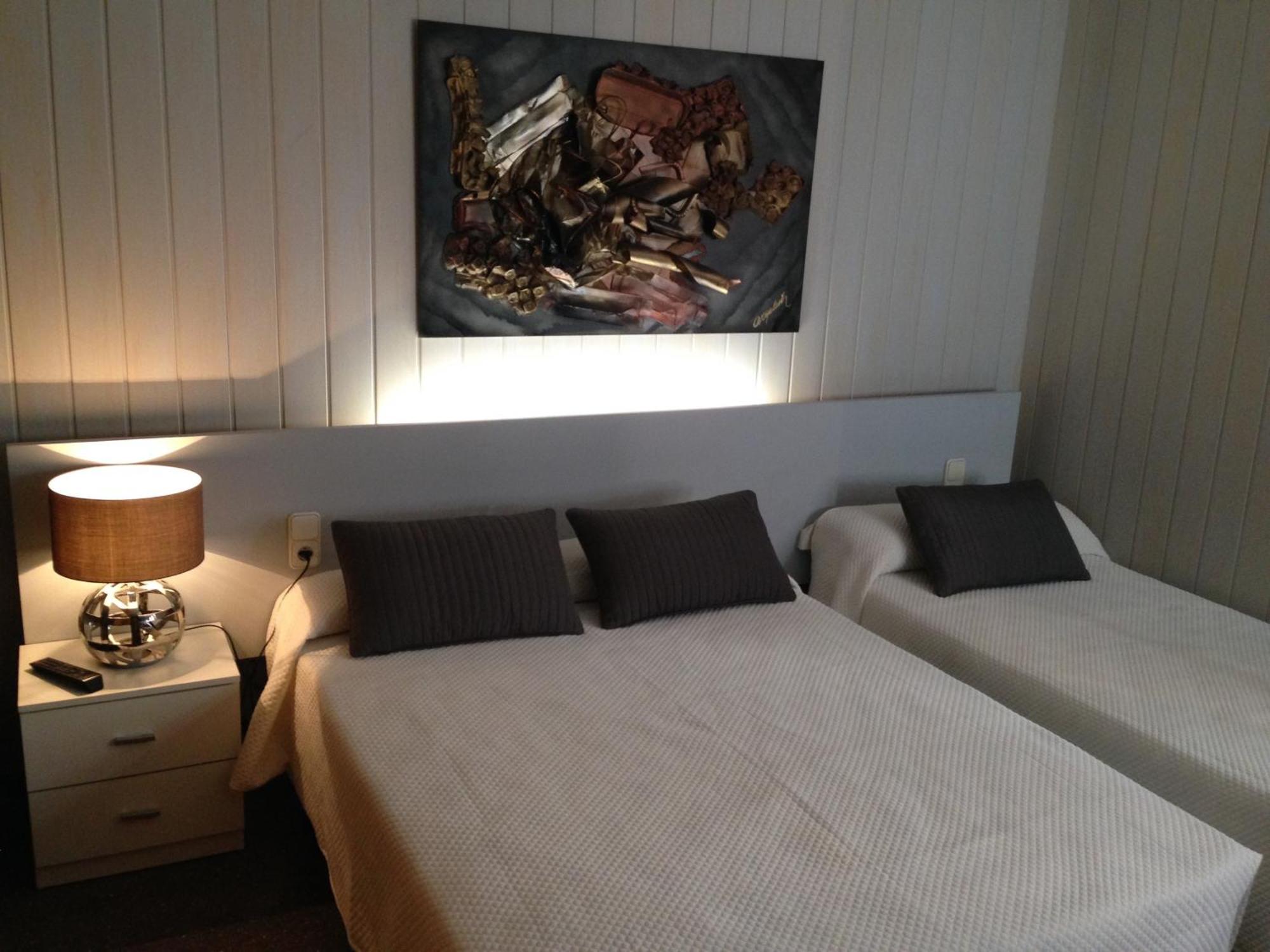 Hostal Sant Marti プッチレッチ エクステリア 写真